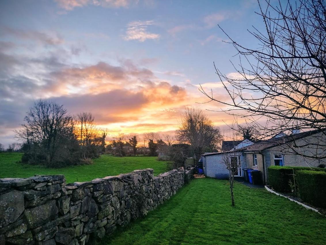 Annie Dee'S Guest Accommodation Ballygowan エクステリア 写真